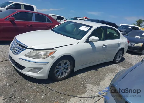 2013 Hyundai Genesis 3.8 z USA, uszkodzony, nr VIN KMHGC4DD6DU220912